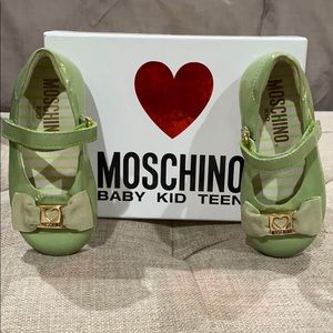 Moschino shoes green
